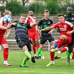 SV Großenlüder SG Johannesberg Am Ball: Sardi Bardhushi gegen Jakob Schneider